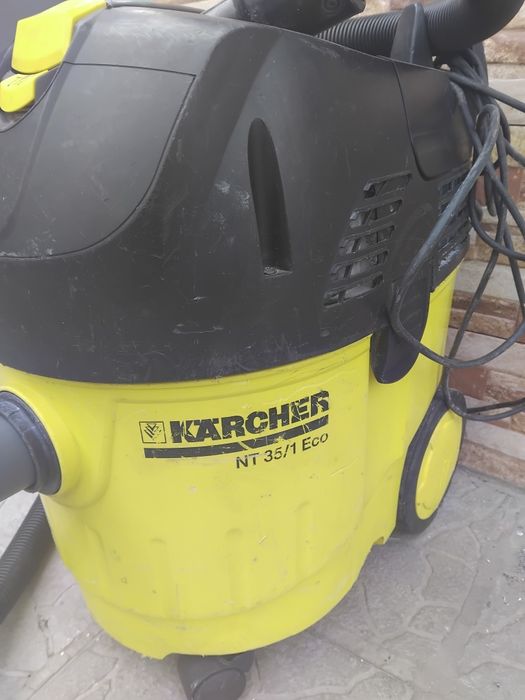 Прахосмукачка Karcher NT35/1eco 3600W с Контакт Тупалка Сухо Строителст