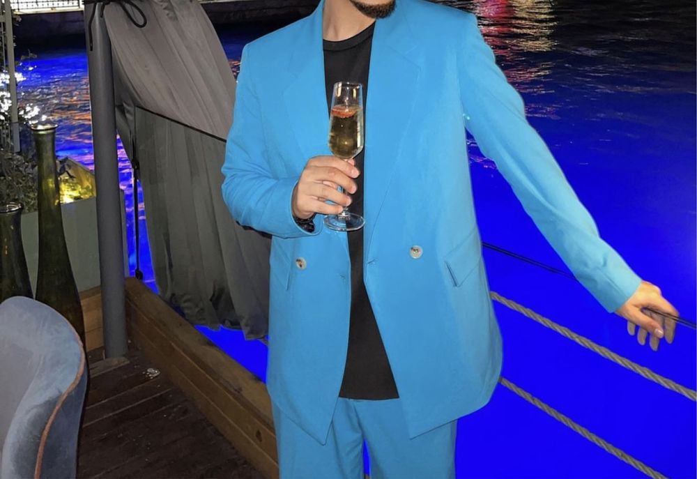 Мъжки костюм Zara