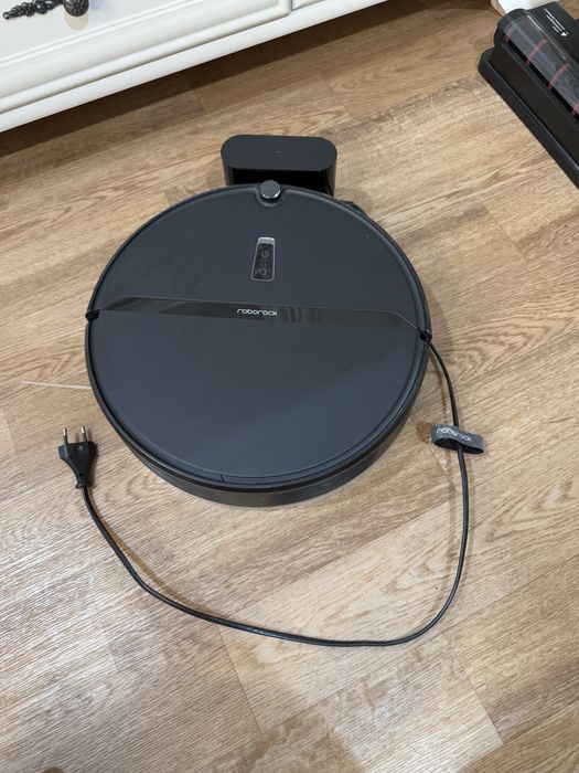 Продам робот пылесос