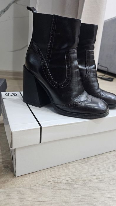 Отдам женскую обувь