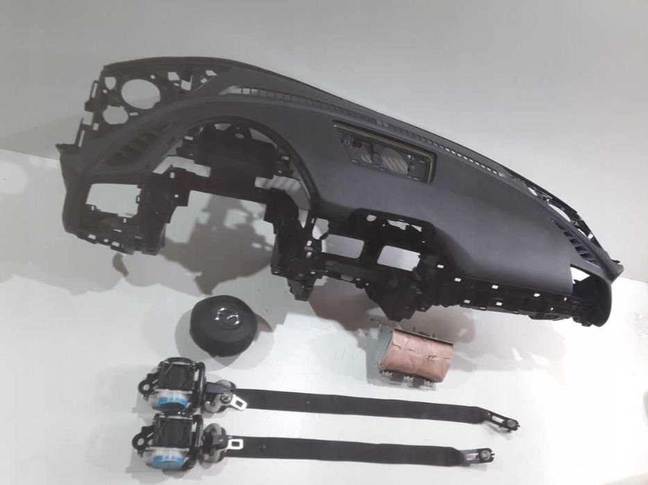 Mazda 6 facelift - kit airbag - plansa de bord - centuri de siguranta