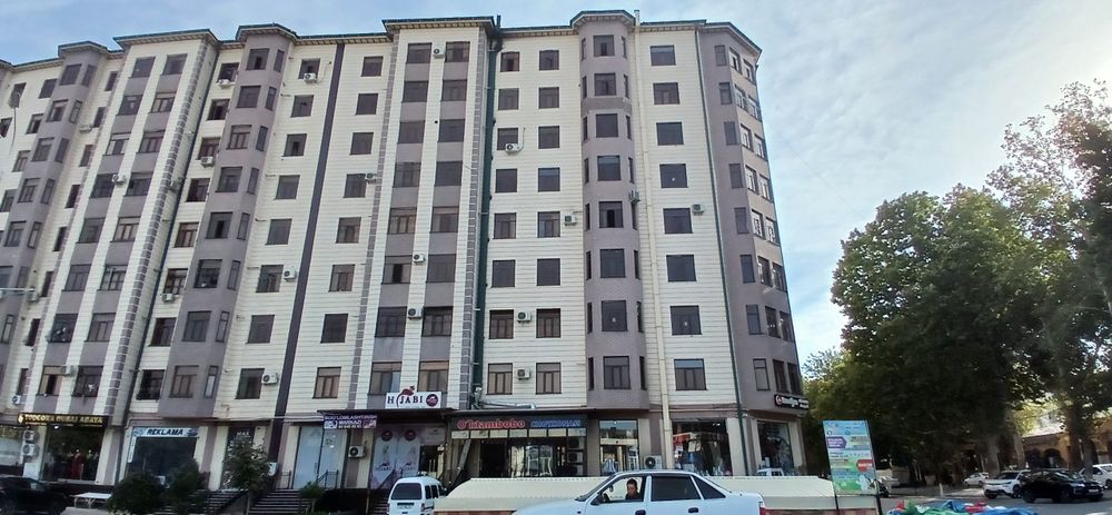 Срочно продаётся или обмен  квартира 4х комнатная