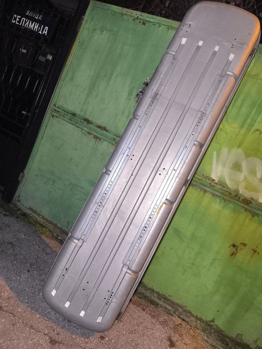 Продавам куфар (автобокс) за МПС.