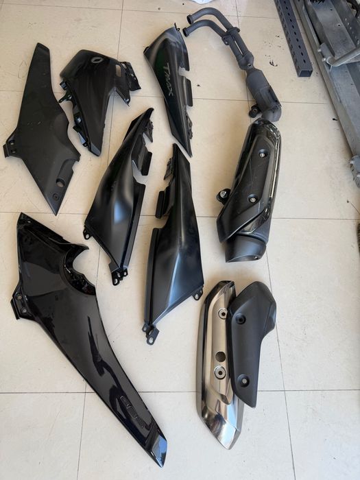 Yamaha t-max 560 2024 пластмаси