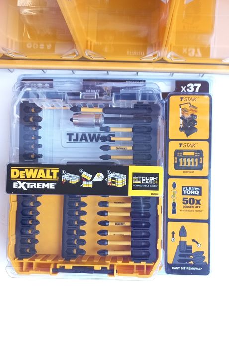 Комплект Битове и накрайници DeWALT 37 части с Куфар Органайзер