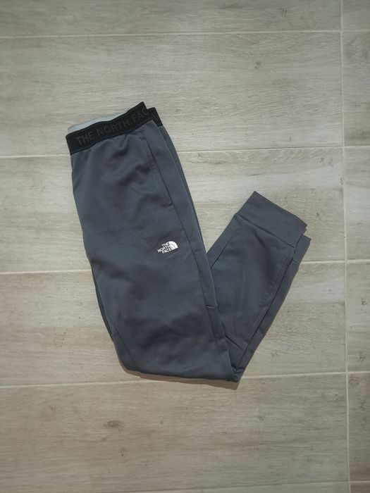 Pantaloni The North Face dama
