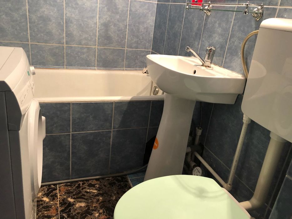 Inchiriez apartament 2 cameee
