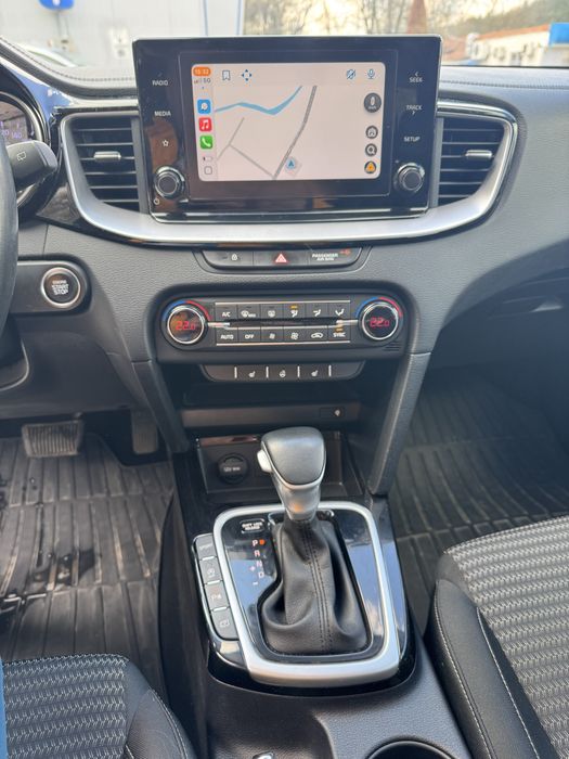 Продавам Kia ceed SW