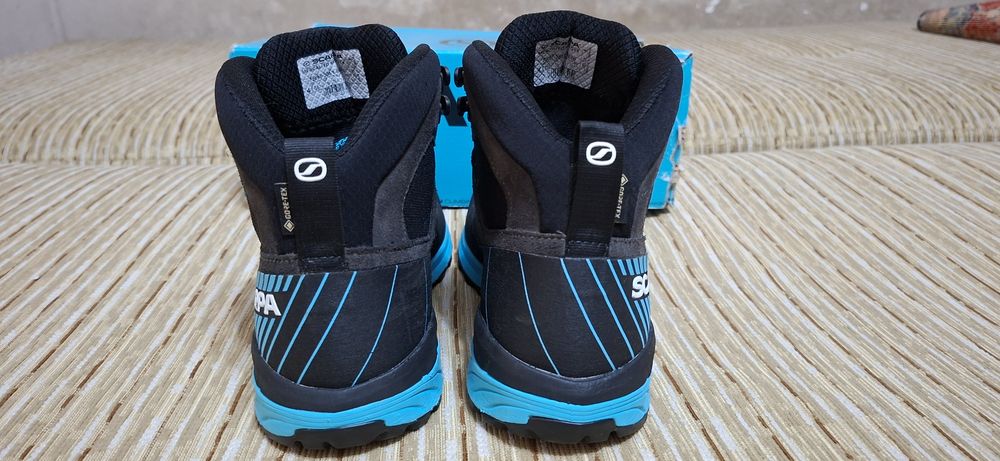 Треккинговые ботинки Scarpa Mescalito mid GTX