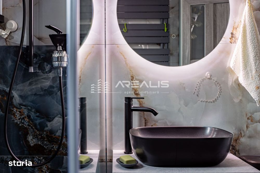 Apartament elegant de 4 camere - Zona Andrei Mureșan