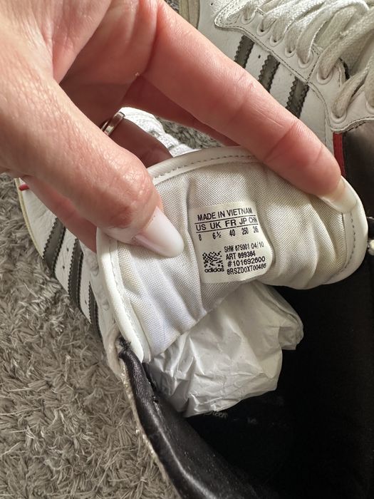 Adidasi adidas marime 39