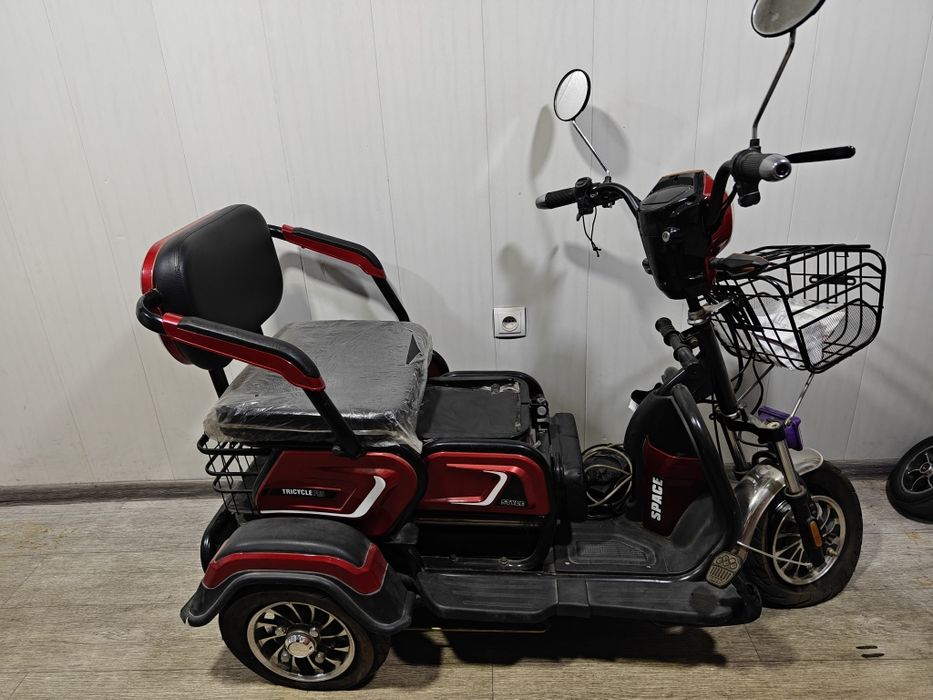 Tritsikl Muraveynik skuter scooter тритсыкл скутер sotiladi yengidek