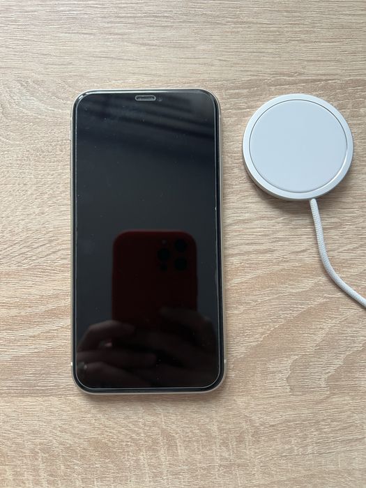 Iphone 11 64 GB 81% sanatate baterie