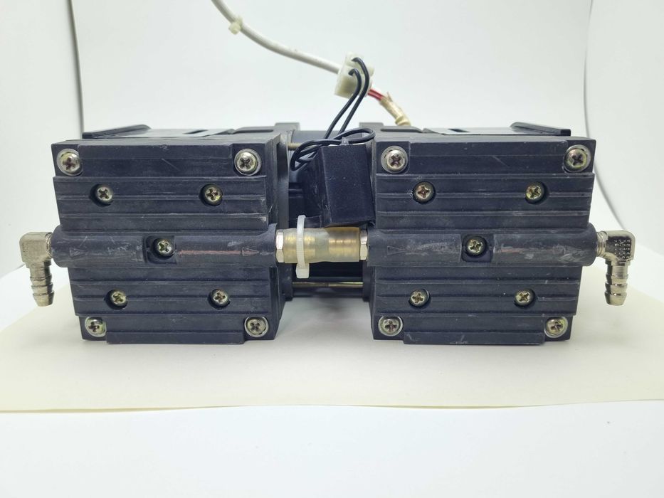 Вакуум помпа Diaphragm Vacuum Pump TC-100 AC Series