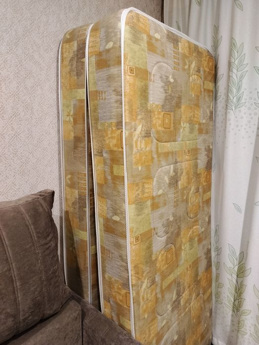 Продам два матраса полуторки