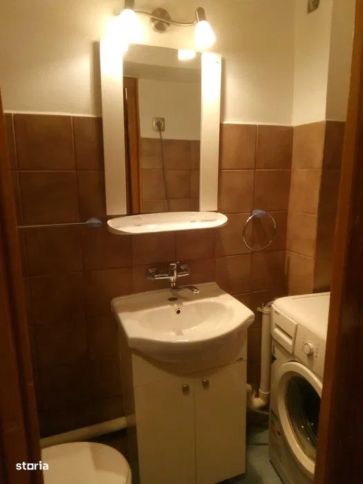 3 camere/ Aviatorilor/ 2 bai/A.C/spatios/mobilat modern