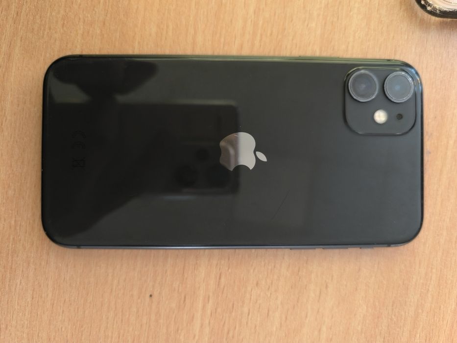 iPhone 11 72% 64gb