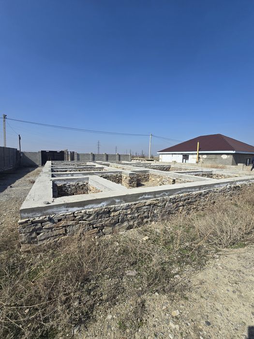 Продам участок с фундаментом