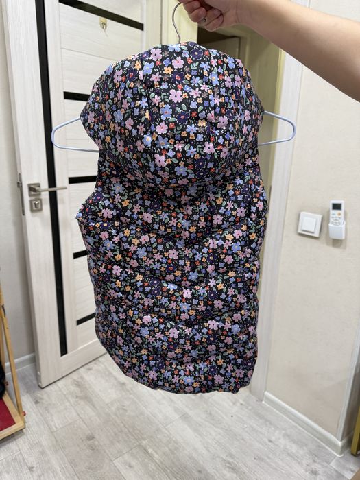 Продам безрукавку hm