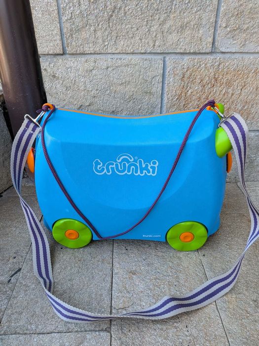 Детски куфар за яздена на колела Trunki