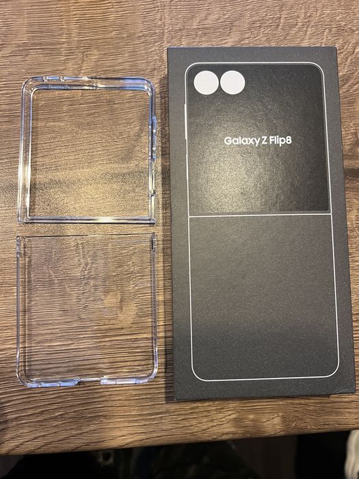 Samsung Z flip 8 GRAPHITE