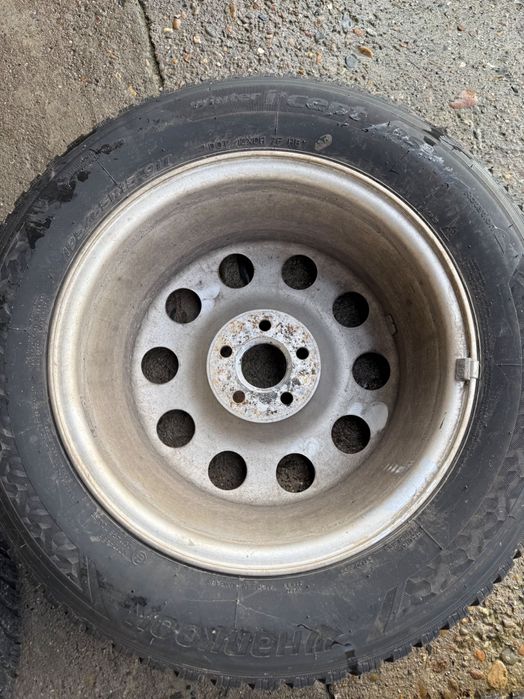 Шайби 15-ки 5х100 с чисто нови гуми