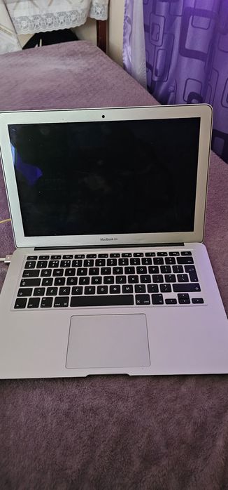 Macbook air 2012
