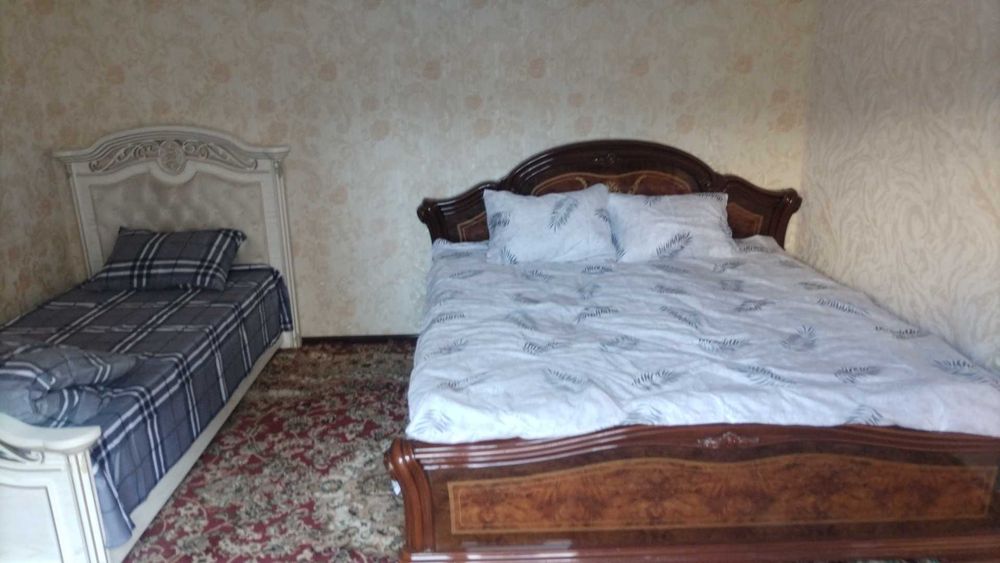 ХОСТЕЛ янги очилдик шинам ва арзон без закс йўқ