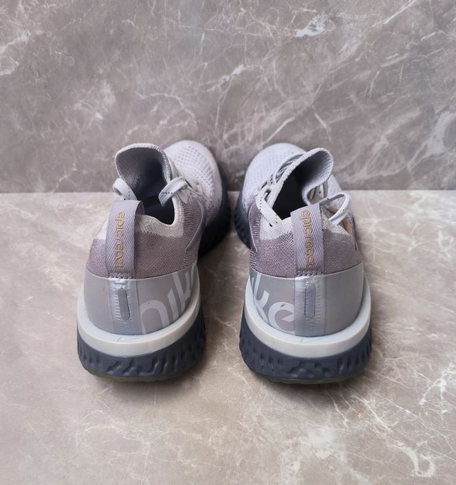 Nike React номер 38