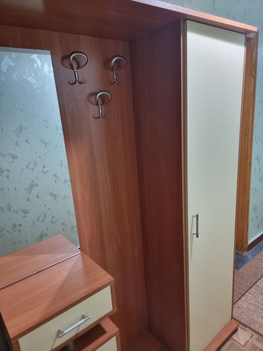 Портманто с шкаф за обувки