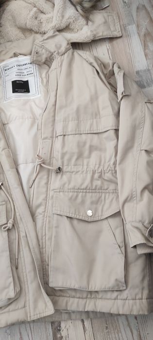 Зимно яке bershka