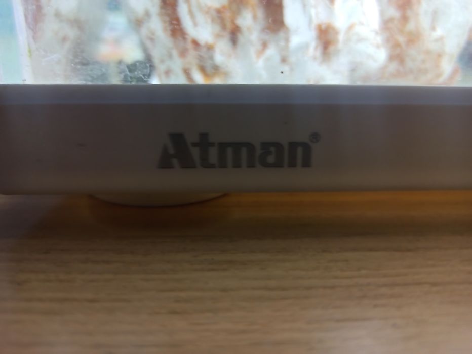 Akvarium sotiladi razmeri 90 .37. 55 soni 2 ta .