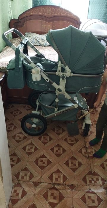 Продам коляску б/у