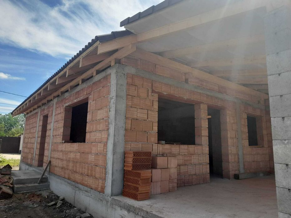 Casa in Rosu Biharia