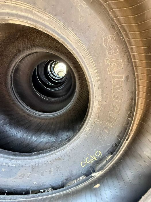 Anvelope noi de combina 23.1 r26