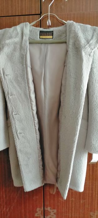 Продаётся женское пальто