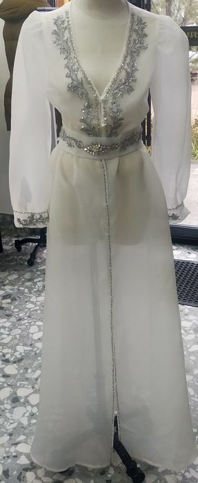 Продам на Кыз узату  накидку