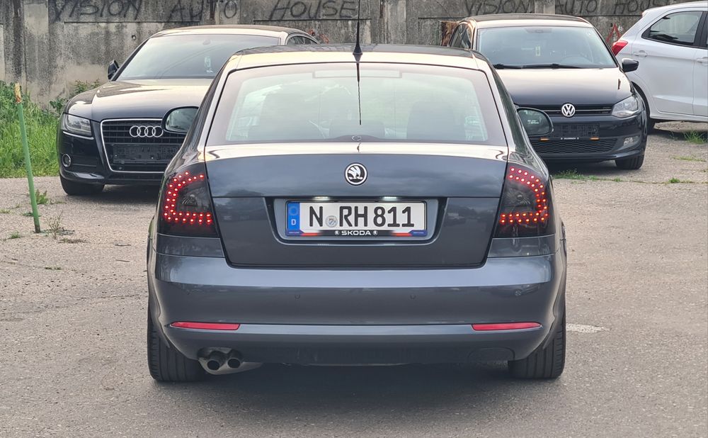 Skoda Octavia Elegance 2010 * Navi * Klimă * Senzori * Jante R17 * Import Germania