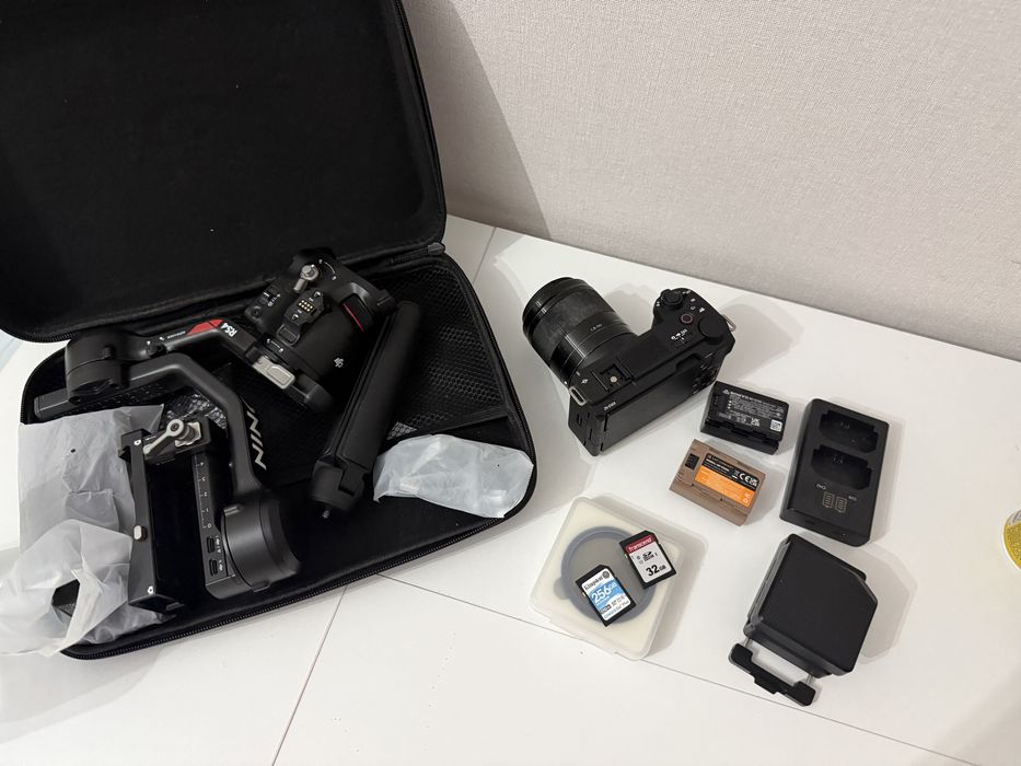 Готовый комплект SONY ZVE10 2 + SONY 50mm 1.8