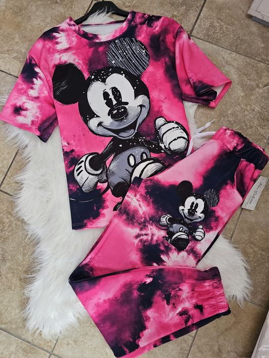 Дамски комплекти