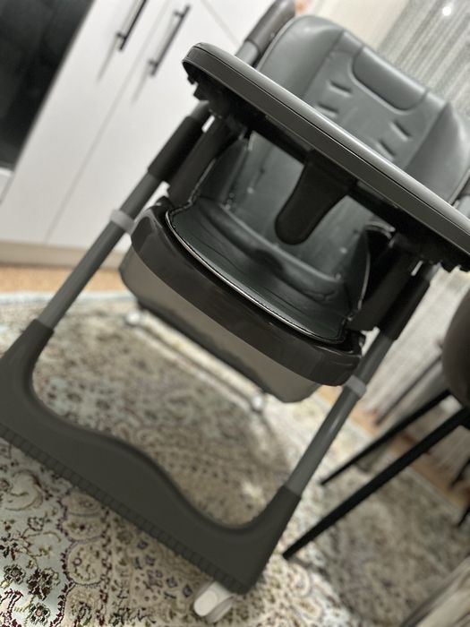 Детский стул обеденный