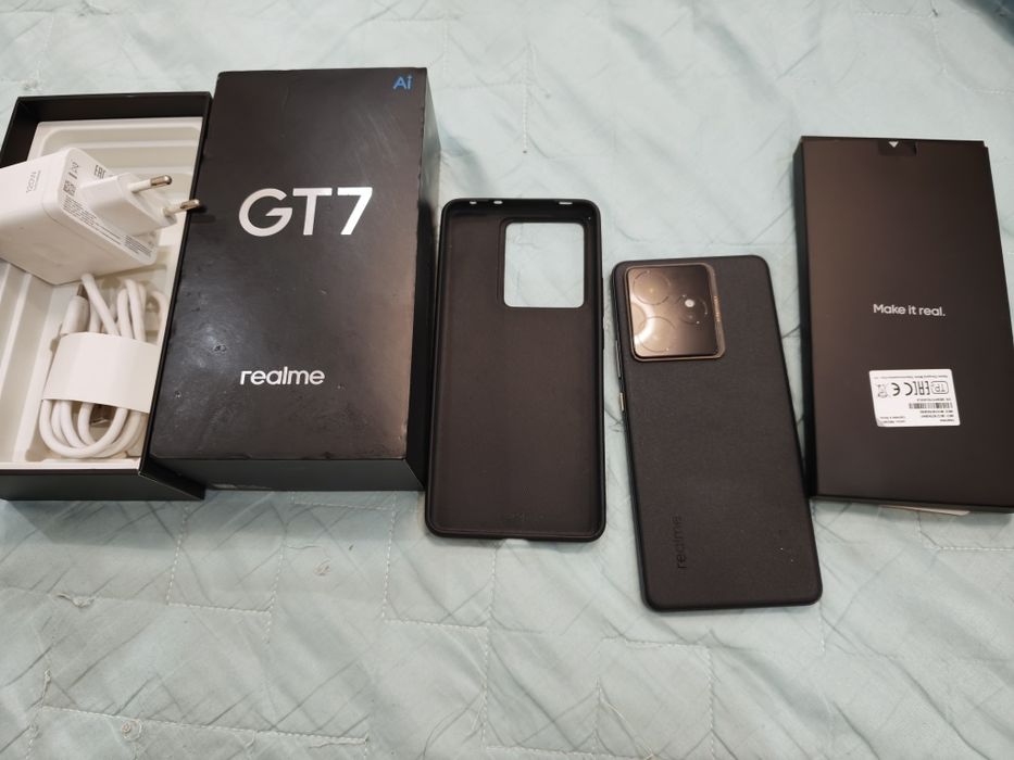 Продам срочна REAIME GT7