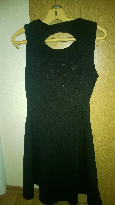 Дамска рокля с бродерия