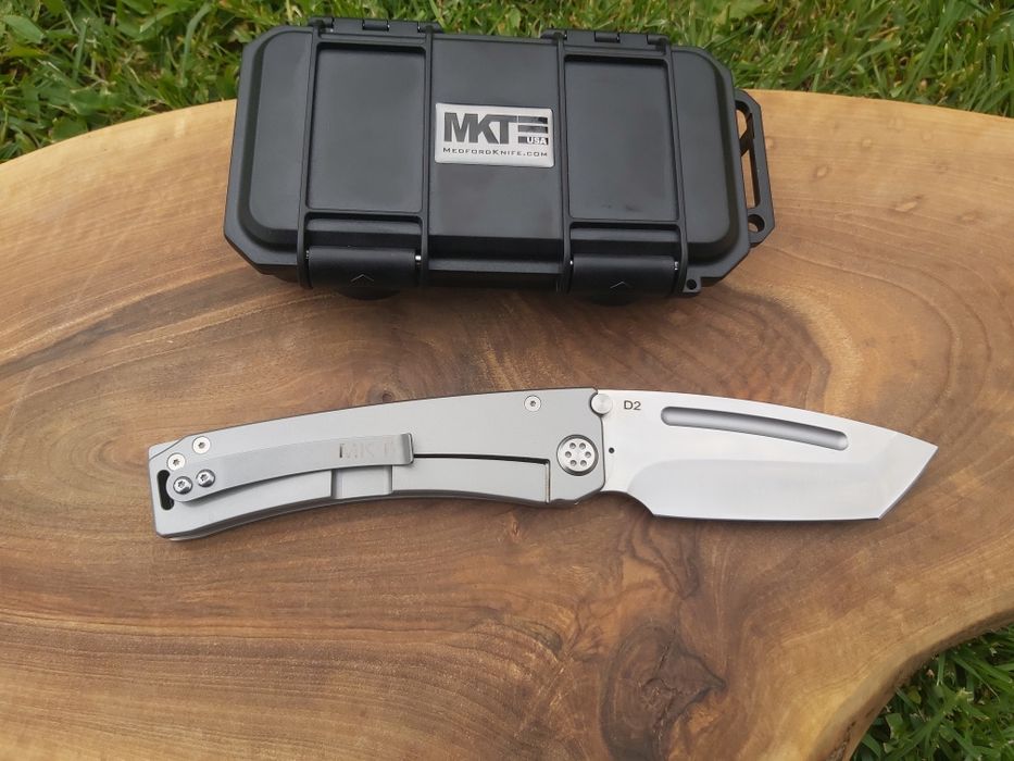 Масивен сгъваем нож MKT USA