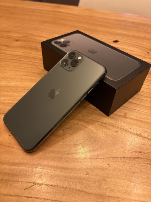 iPhone 11 Pro, 256GB, Midnight Green
