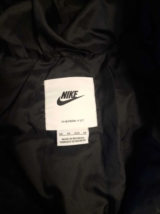 Nike зимно яке много запазено без забележка