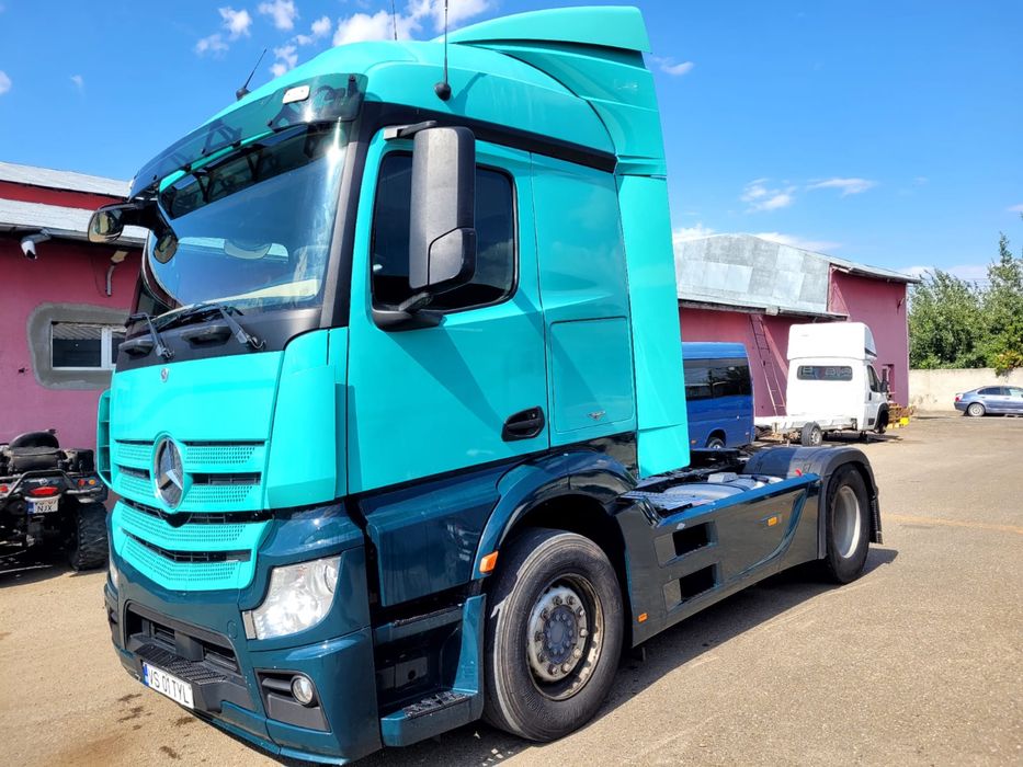 Vand camion inmatriculat in romania