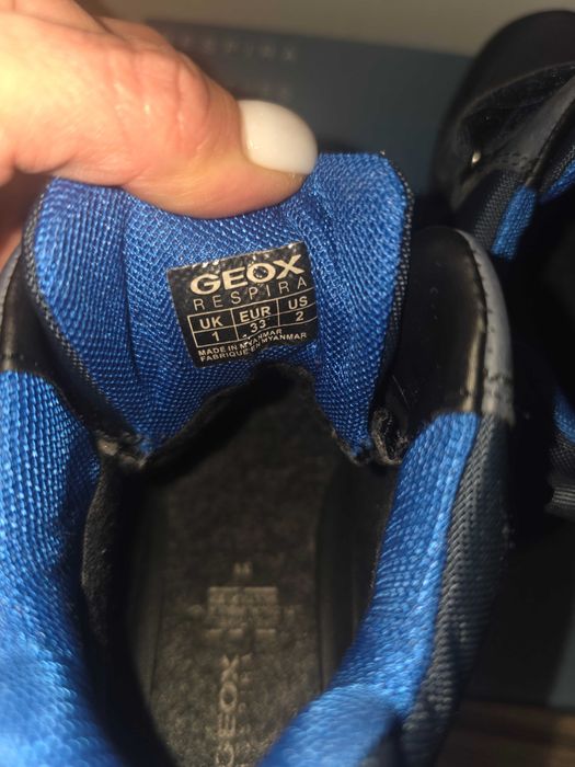 Детски обувки Geox номер 33