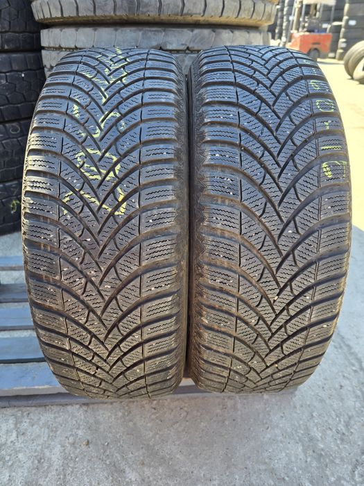 Anvelope de iarna 205-60r16 Semperit