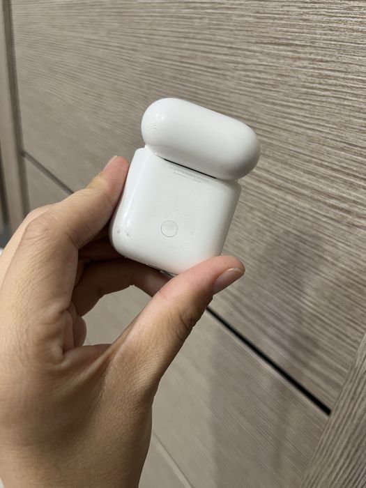 Airpods оригинал. Состояние 6/10